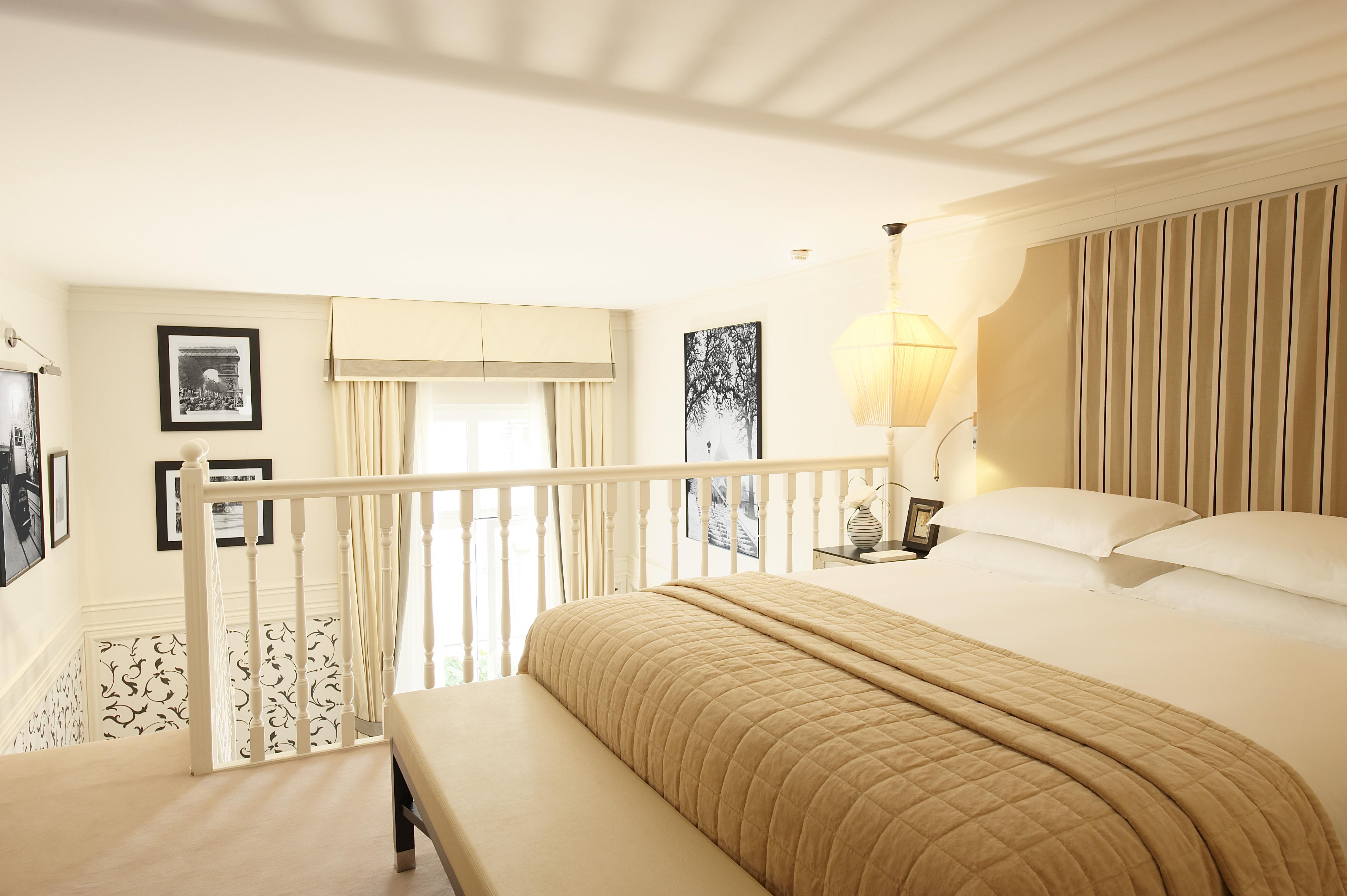 Hotel Castille 5*